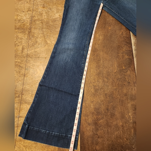 J Brand Bell Bottom Jeans, size 31 - Picture 13 of 13